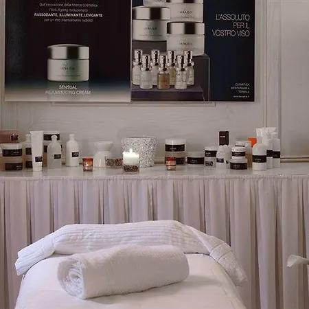 Hermitage Relais & Chateaux Hotel 5*
