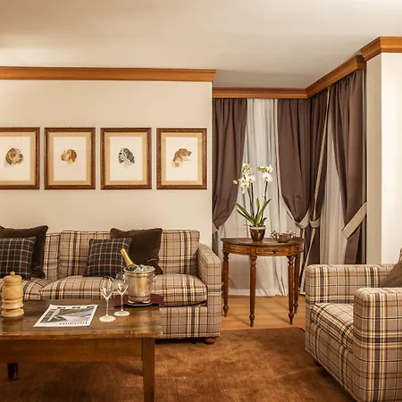 Hotel Hermitage Relais & Chateaux 5*