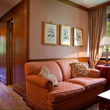 Hermitage Relais & Chateaux Szálloda