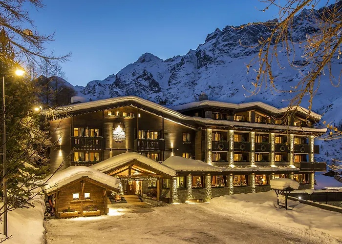 Hotel Hermitage Relais & Chateaux 5*